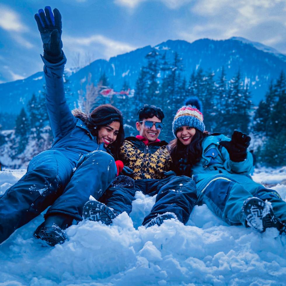 Enjoy Holidays Manali Himachal Pradesh India