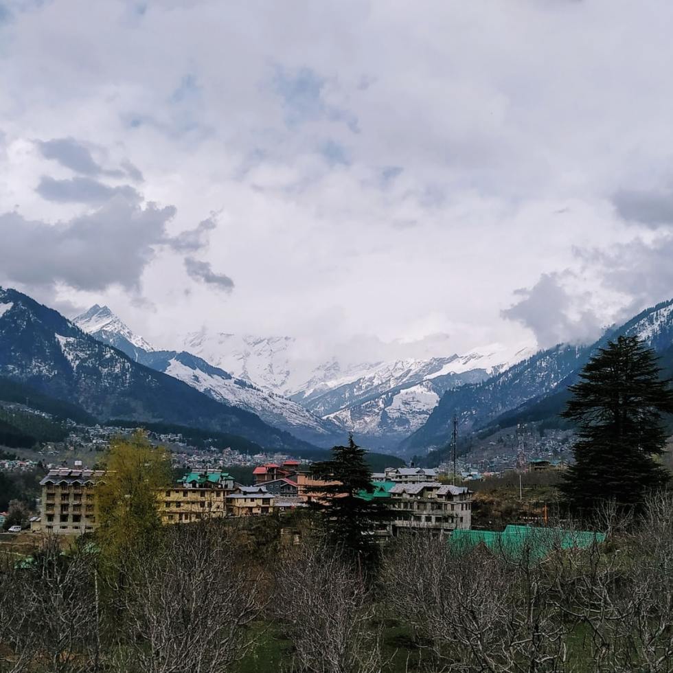 Manali Village On The Lap Of Mountain